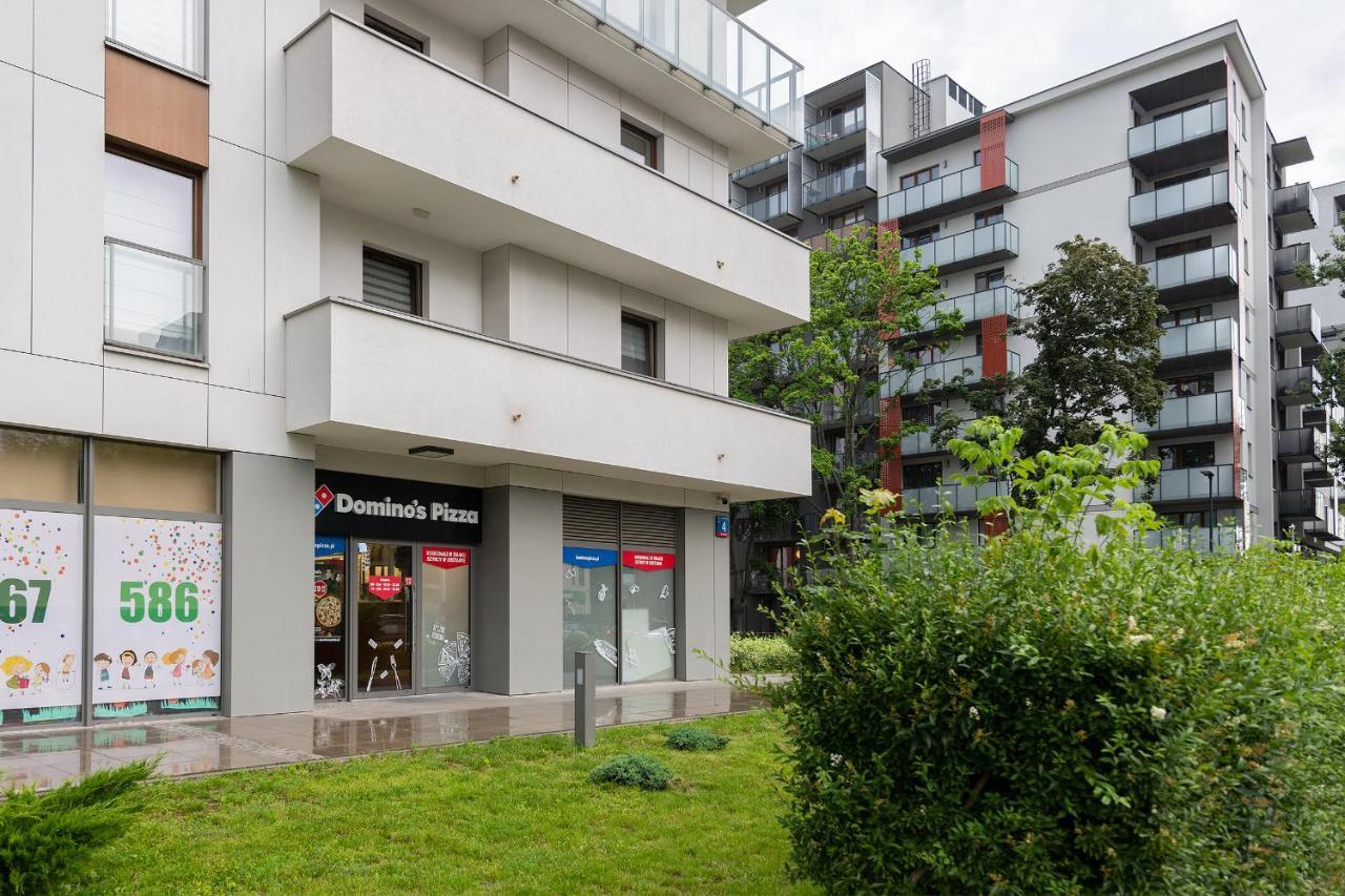 Airport Okecie Cybernetyki Apartments Varsó Kültér fotó
